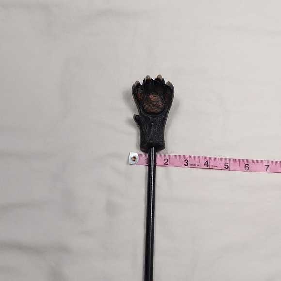 Black Bear Claw Back Scratcher - Picture 8 of 11